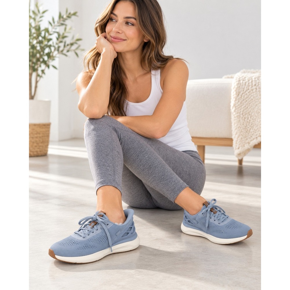 Kizik Athens 2 Women's Size 9 Soft Chambray Blue Hands Free Walking Sneakers